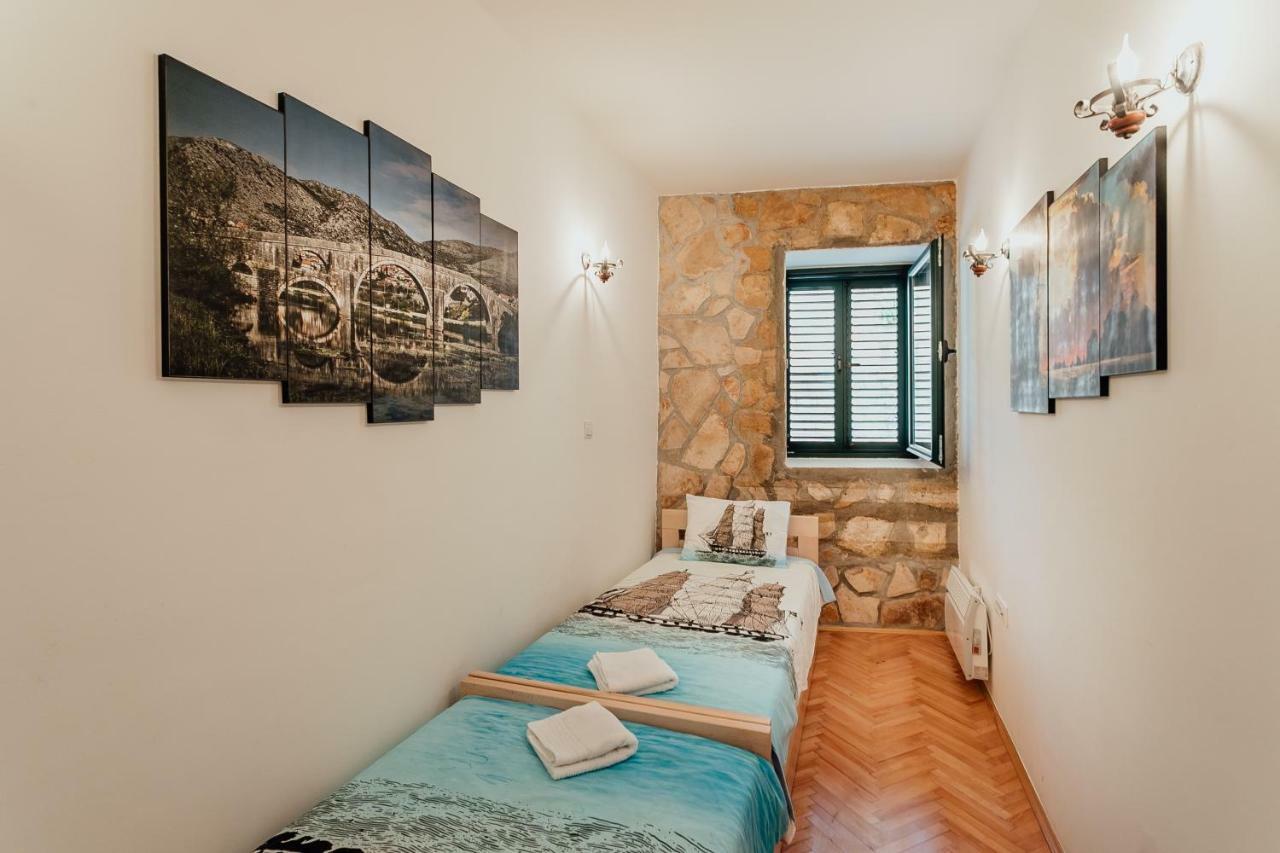Stone House Herceg Novi Exterior photo